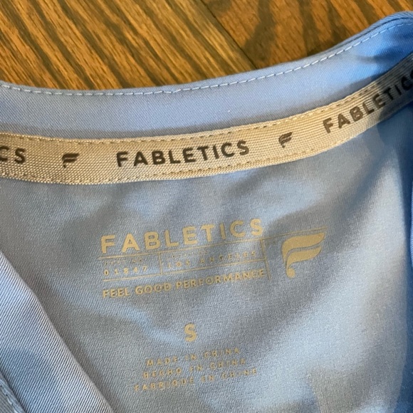 Fabletics Scrub Top - Picture 2 of 4